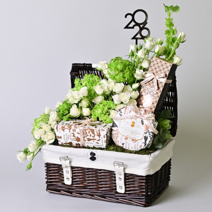 Graduation Basket Hamper